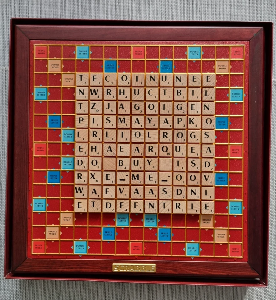 Vintage Scrabble Deluxe With Turntable & Wooden Tiles 2000 Mattel Complete Rare - Image 2 of 4