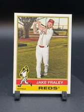 2025 Topps Heritage High Number #686 Jake Fraley, Cincinnati Reds