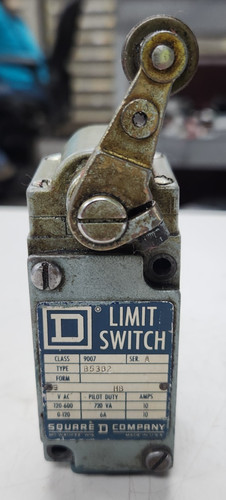 😎 SQUARE D 9007B53B2 LIMIT SWITCH W/ LEVER SERIES A 120/600 VAC 10 AMPS