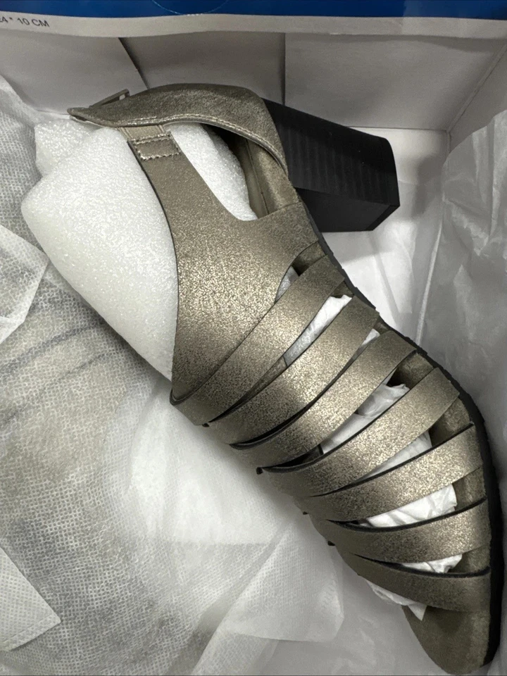 Easy Street Vanni da Donna Sandali Tacco Misura 8 Largo Argento Msrp - Immagine 2 di 3