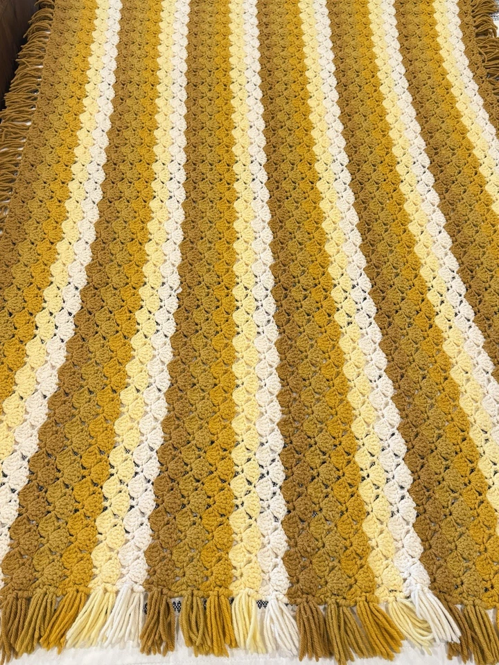 "Manta afgana vintage amarillo mostaza blanco ganchillo flecos MCM 61"" X 40""" Foto 2 de 3