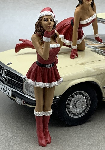 Christmas Collection Girls AMERICAN DIORAMA Set 4 Figuren Maßstab 1:18 OVP NEU - Picture 3 of 6