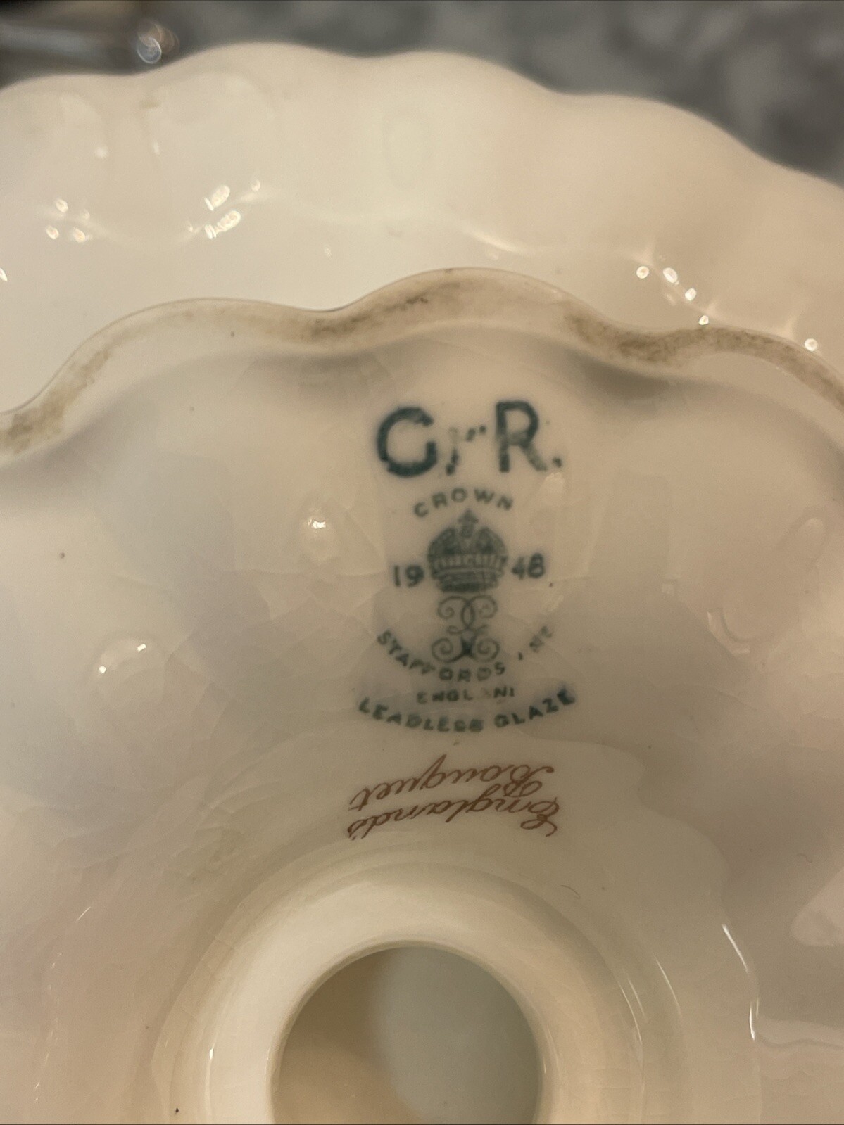 VINTAGE CROWN STAFFORDSHIRE ENGLAND'S BOUQUET CAKE PLATE COMPOTE 8.25 INCHES