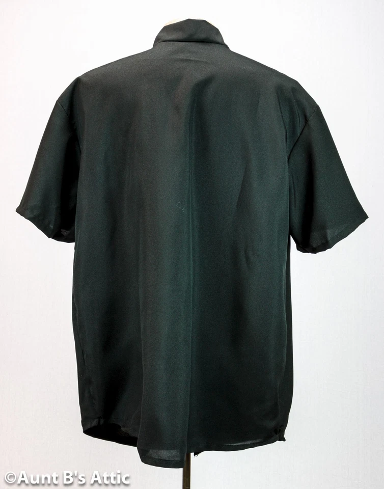 Camisa Sacerdote Negra Manga Corta Poli Bolsillo Disfraz Camisa con Cuello de Pestaña Blanca Foto 2 de 2