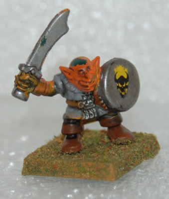 VINTAGE PLASTIC GAMES WORKSHOP GOBLIN PAINTED ORANGE FLOCKED NEEDS TOUCH UP READ