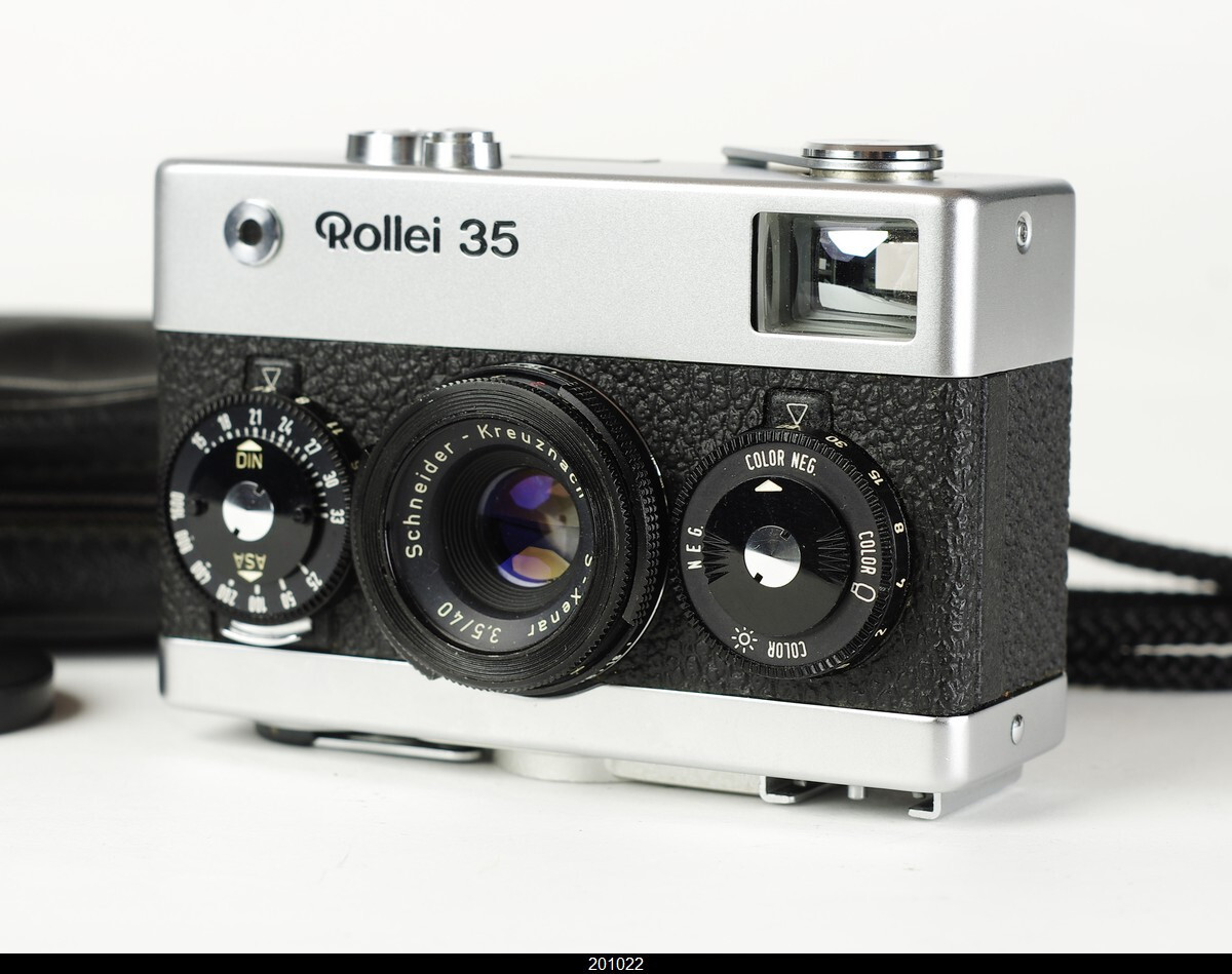 Rollei 35 Chrom 35mm Film Camera Schneider S Xenar 40mm F/3.5 Lens