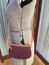 Vintage Unbranded Burgundy Leather Small Crossbody