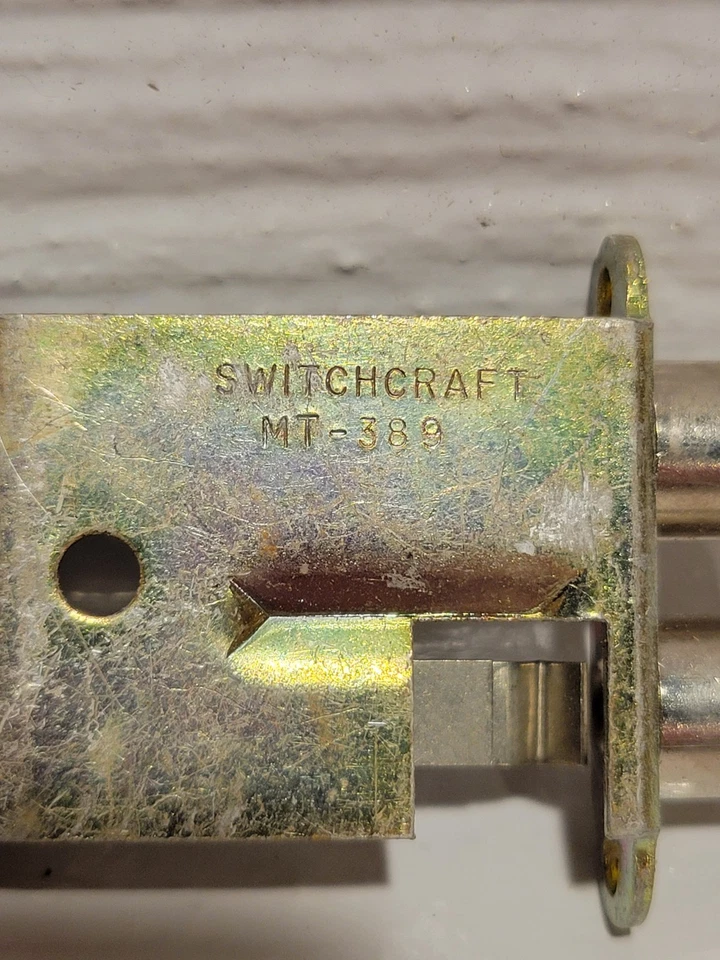 Switchcraft MT-389 Dual 1/4" Socket 8 Pcs - Single 1/4" 3 Pcs - Electronic - Image 2 of 4