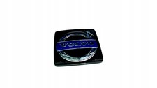 Calandre Volvo C30