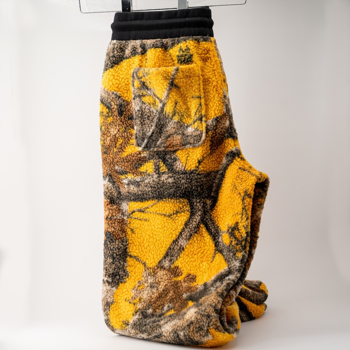 size XL - Moose Knuckles x Post Malone Men's Orange Sherpa Jogger