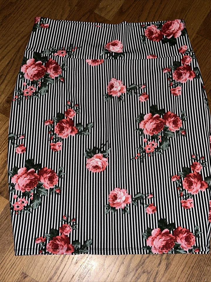 Saia de elastano Silhouette NYC New York Boutique ROSA FLORAL tamanho XL 4 CARIDADE ❤️260 - Imagem 2 de 4