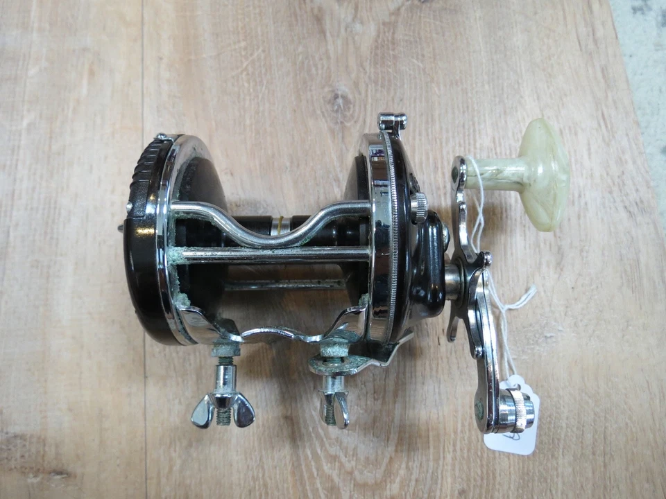 Carrete de pesca de agua salada Ocean City Inductor EE. UU. (lote #17369) Foto 2 de 4