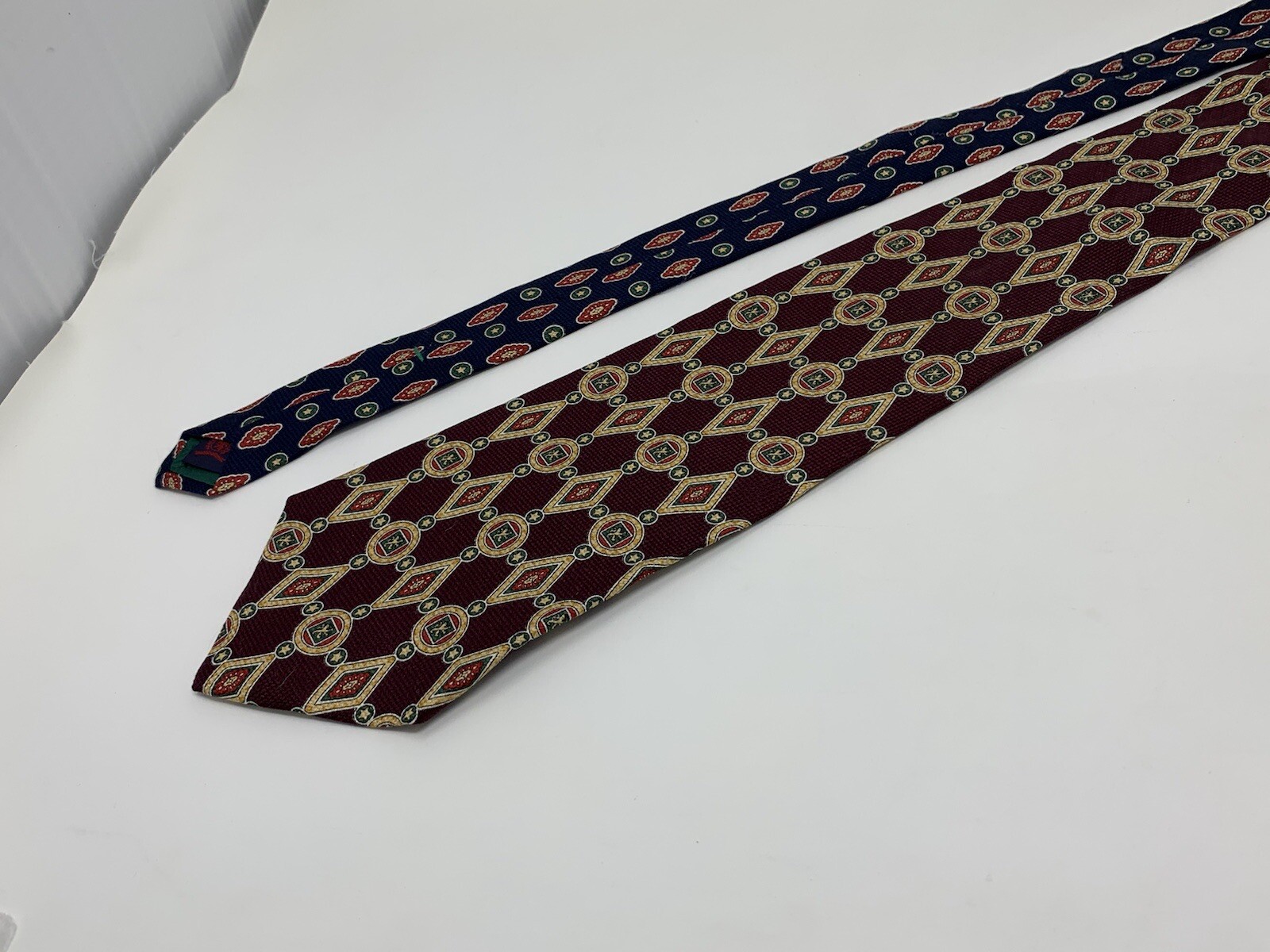 Tommy Hilfiger, Two Sided Geometric Pattern, Neck… - image 2