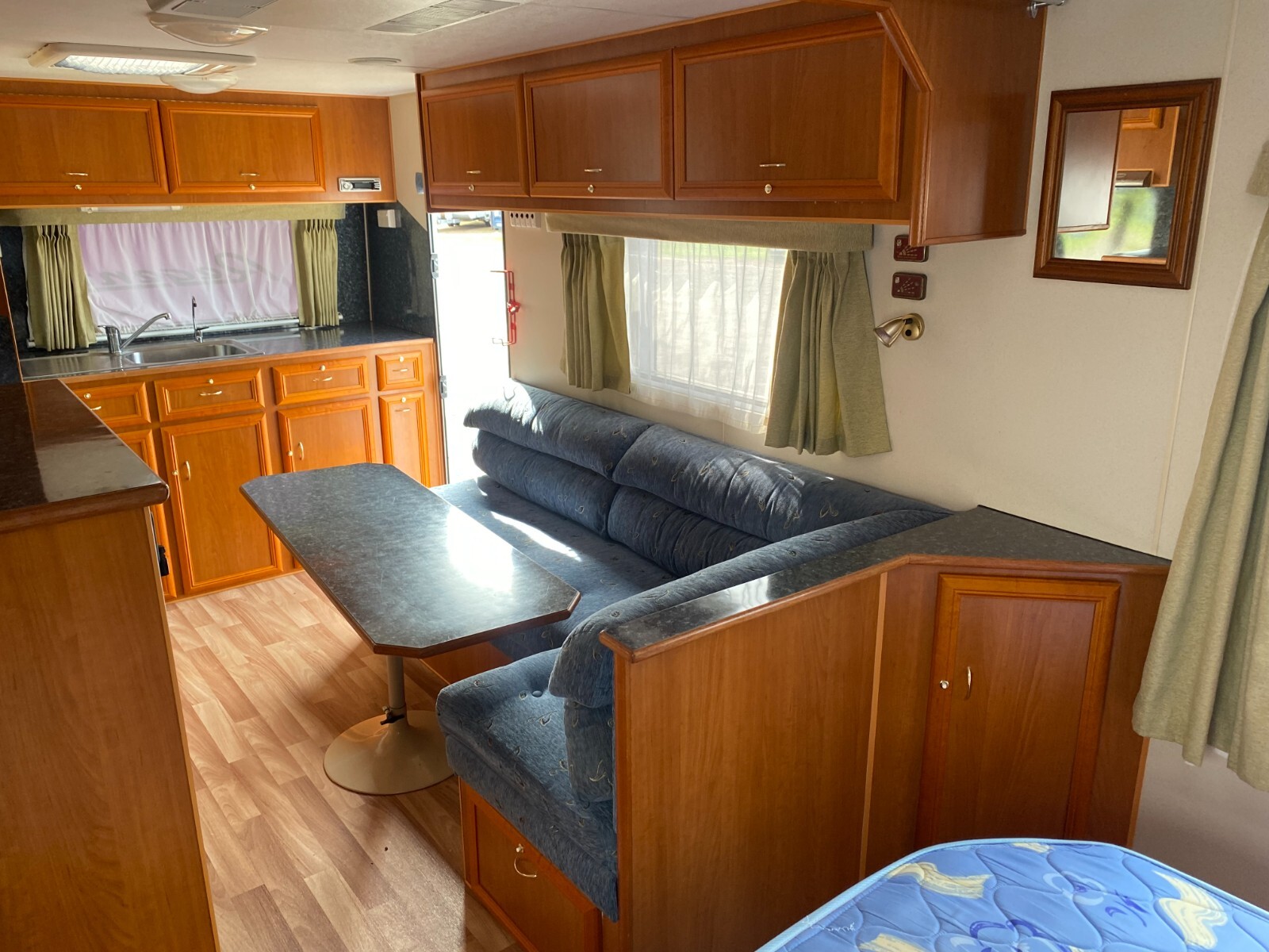 "AVAILABLE NOW" REGENT CARAVAN, TOILET/SHOWER COMBO, DIESEL HEATING eBay