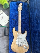 Fender Stratocaster Made in Japan 75 years Anniversary 