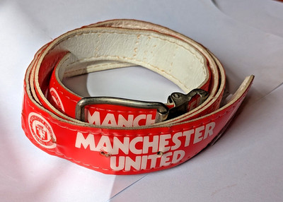 Vintage Manchester United FC rot glänzend Gürtel - verstellbare Größe Retro Merch