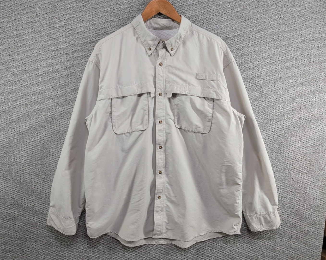 LL BEAN Outdoor Performance Tropicwear Beige Nylon Hiking Button Shirt XL