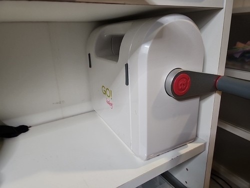 AccuQuilt Go Baby 55300 Fabric Cutter System Machine Only ~ EUC