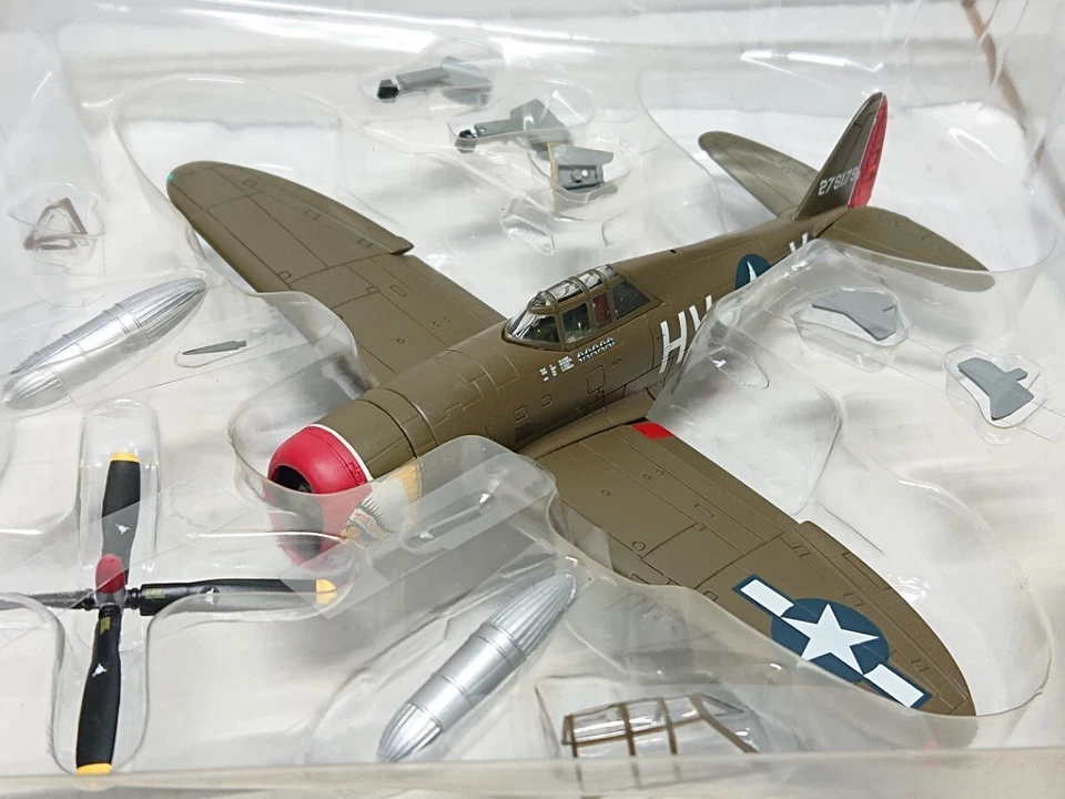 1/72 Dragon Wings Warbirds Republic P-47D Thunderbolt Razorback 61stFS, 56thFG - Immagine 3 di 4
