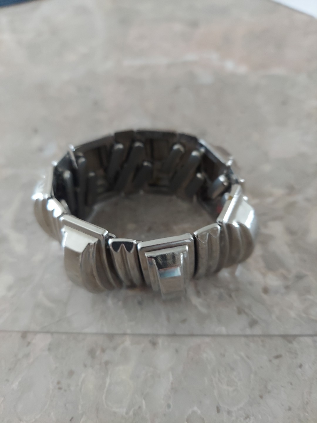 BRACLET SOLID STRETCH IN SILVERTONE - image 2