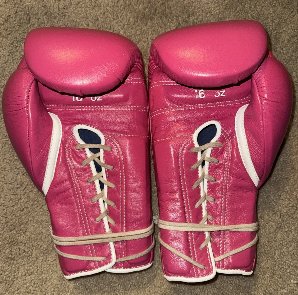 Genuine Professional MS-600 WINNING 16oz BOXING GLOVES Lace Up Boxing Gloves - Image 4 of 4