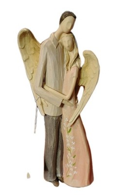 GIFTCRAFT EDEN'S ANGELS ''LOVE'' FIGURINE Vintage 2006 10'' X 4'' With Tag