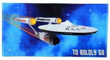 Warehouse Find- Classic Star Trek Boldly Go Enterprise 1701  Bath/BeachTowel