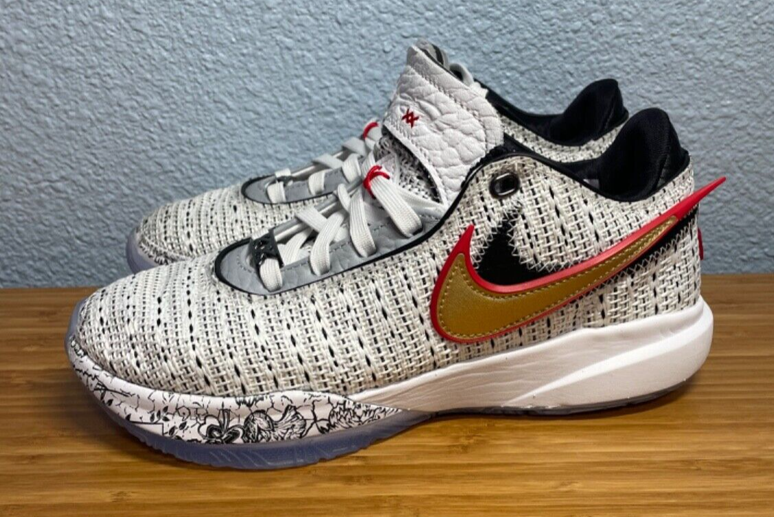 Nike LeBron 20 XX The Debut White
DJ5423-100 Basketball Shoes Men’s 5 / Wmn 6.5 LeBron 20  main image 2