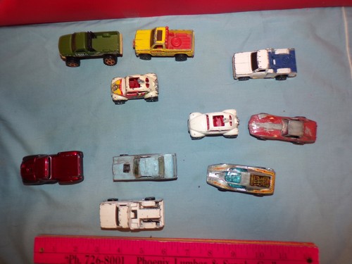 VINTAGE LOT OF HOT WHEELS ALL ROLL GOOD CANADATES FOR RESTORATION - Picture 7 of 7