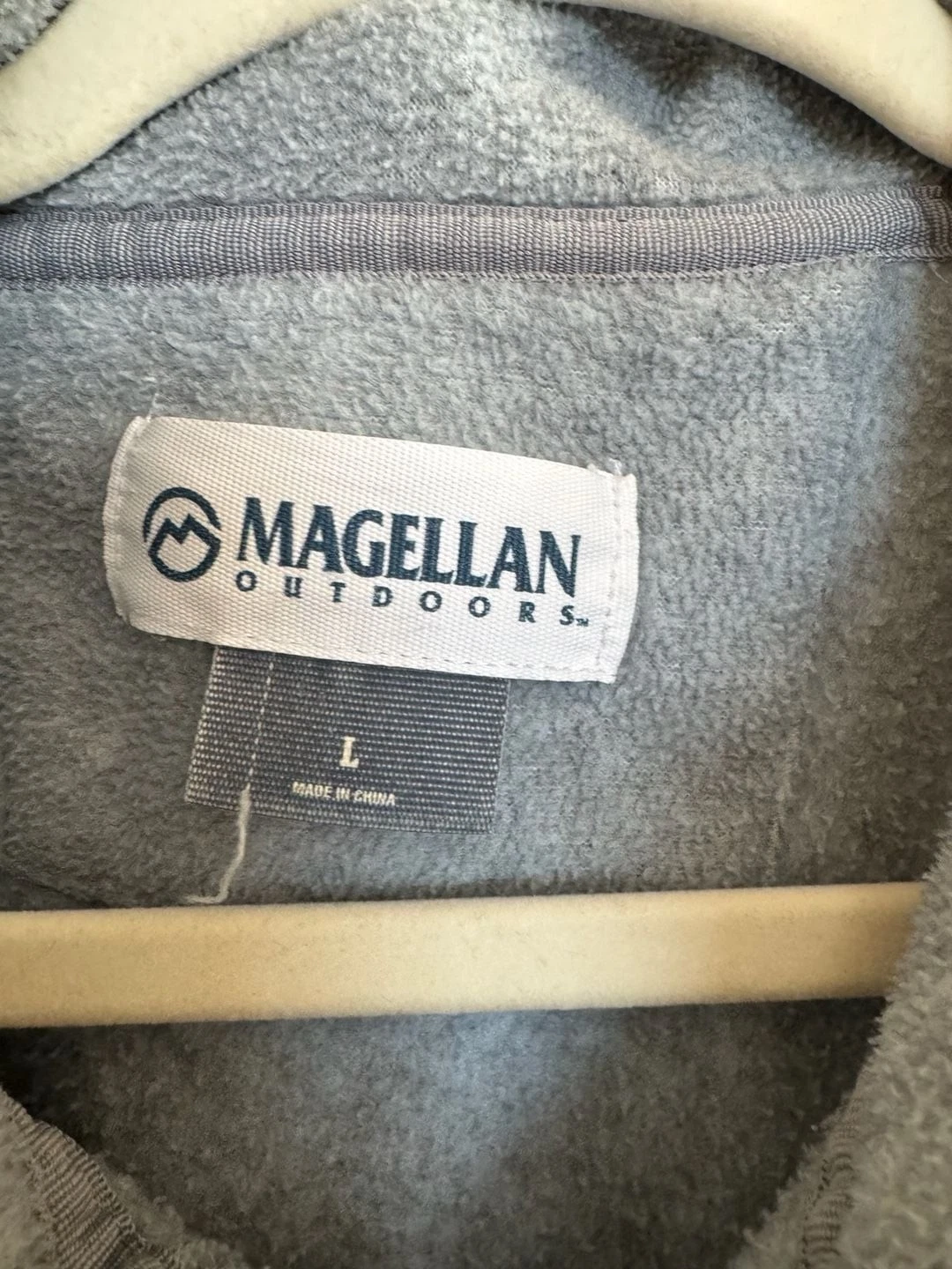 Magellan Outdoors Fleece Jacket Size L Gray Full Zip image 2