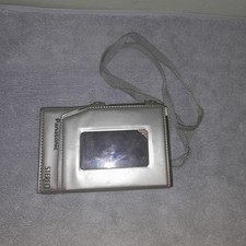 Vendo mangiacassette portatile Panasonic RQ-175, modello vintage, completo di cu