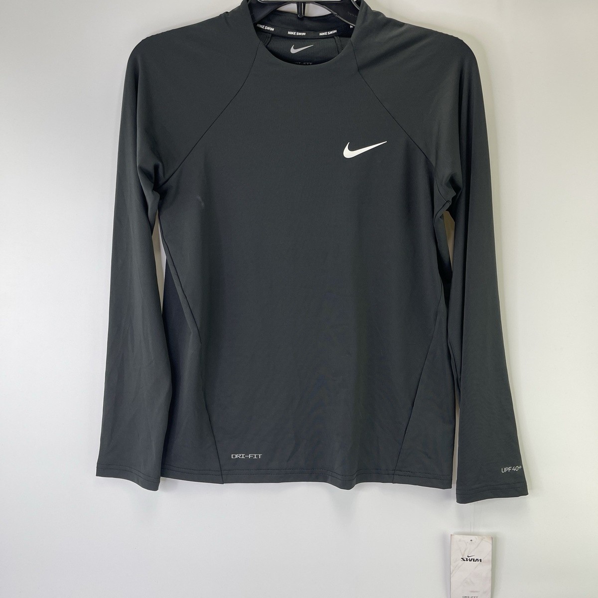 Nike Swim Women's Dri Fit Long Sleeve Hydo Rash Guard Shirt UPF 40 Black  Small