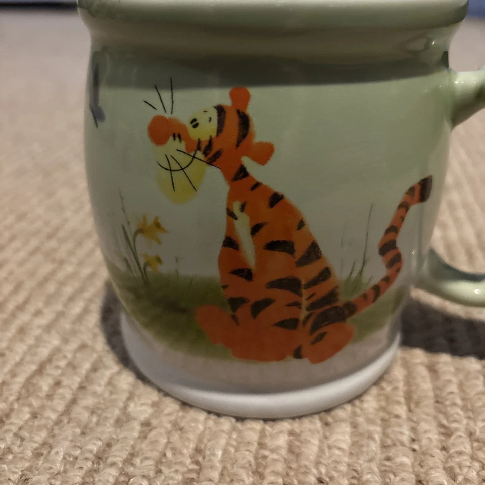 Taza de café de acuarela con mariposa Tigger de los parques de Disney taza de té RARA 20 OZ Foto 2 de 4