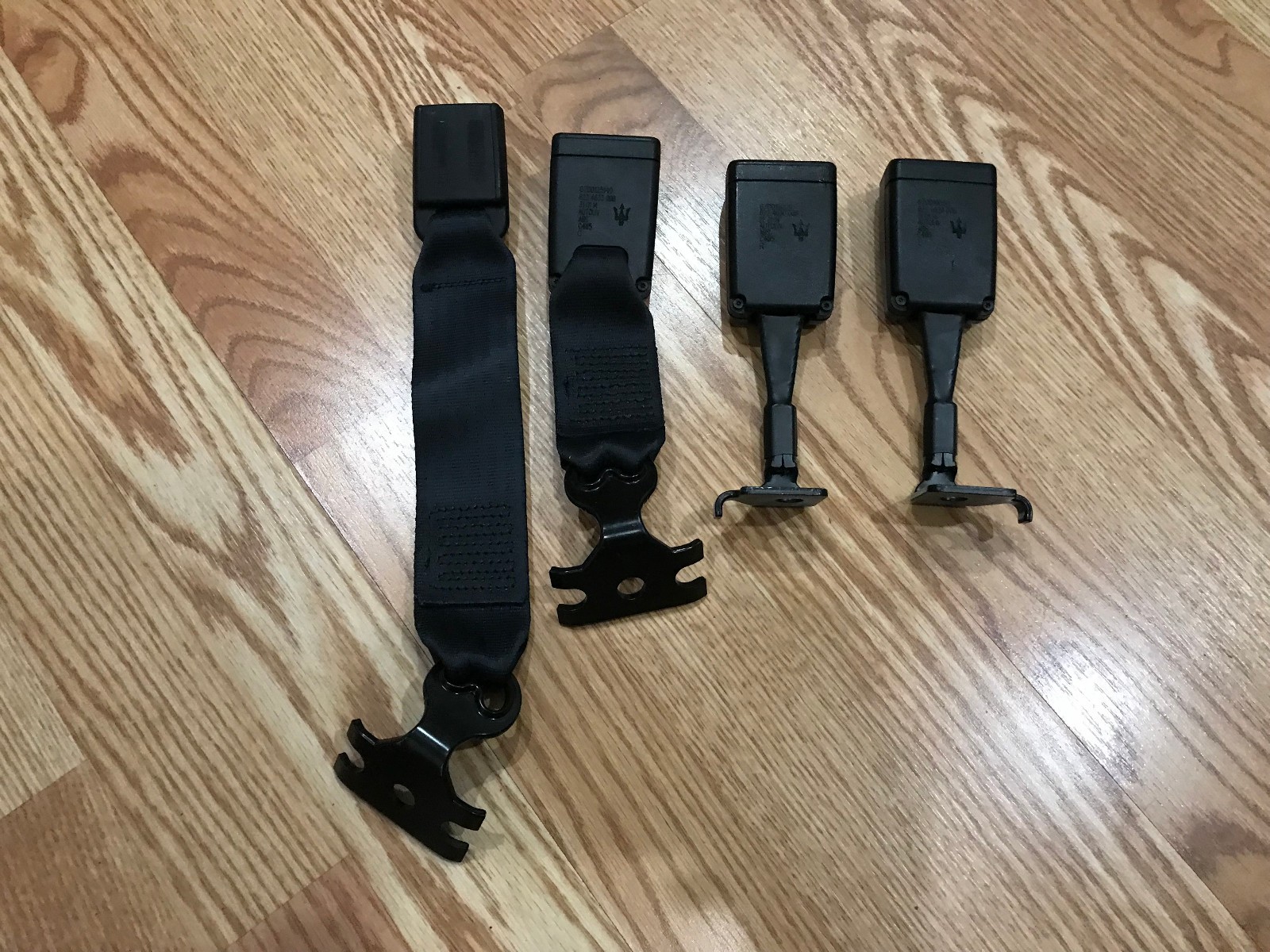 ✝️MASERATI GHIBLI QUATTROPORTE REAR SEAT BELT SEATBELT BUCKLE SET 670012514 OEM