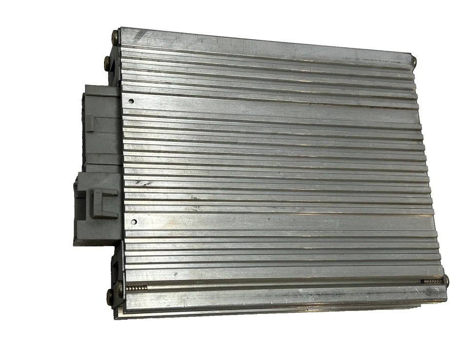 AMPLIFICADOR AMPLIFICADOR DE AUDIO CHEVROLET SUBURBAN TAHOE 2000-2002 15762536 OEM PROBADO EN BANCO Foto 3 de 4