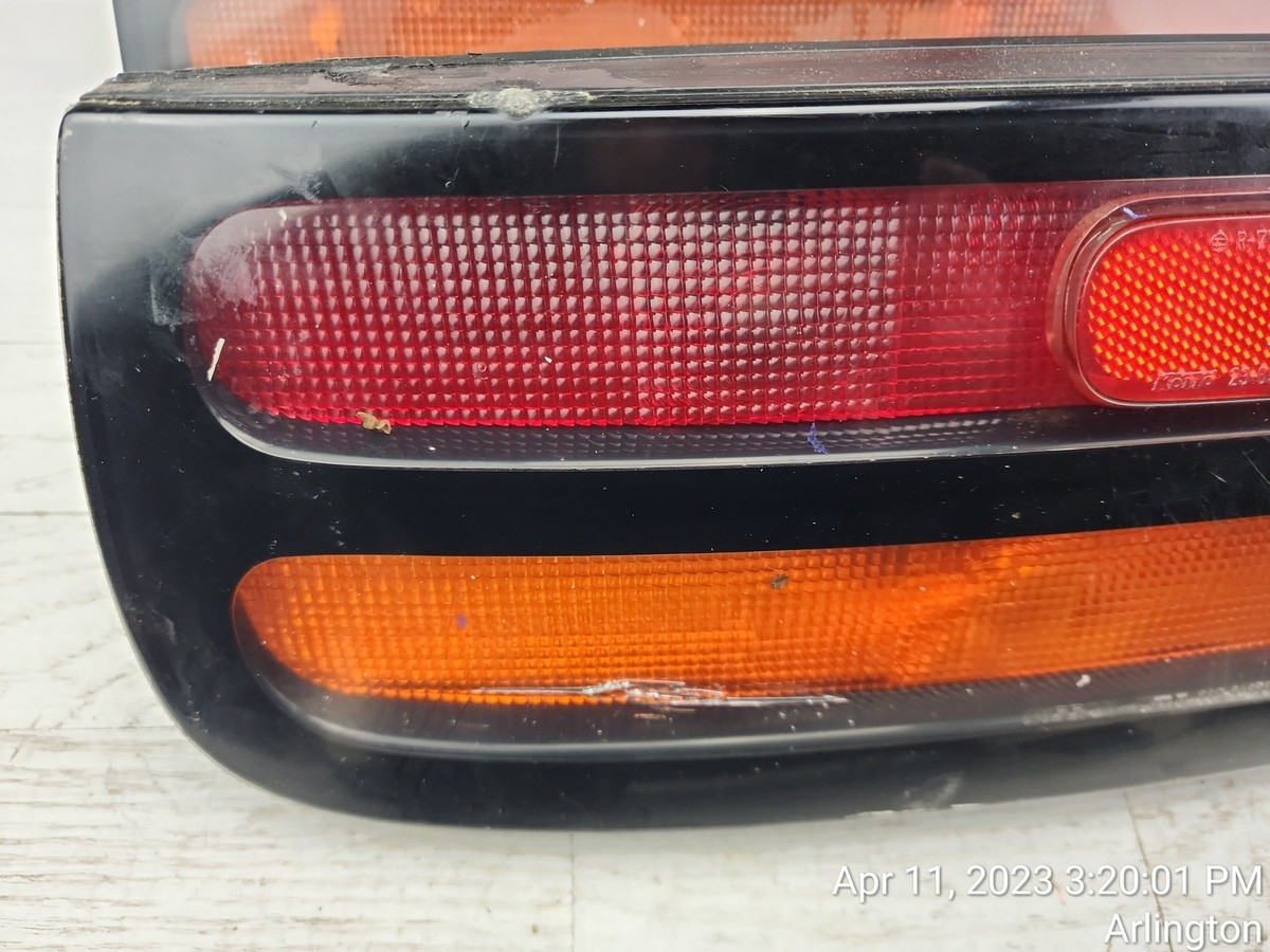 1990-1996 Nissan 300zx Z32 Center Garnish with both Tail