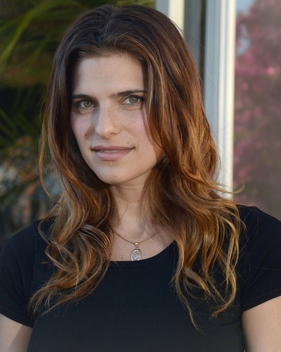 LAKE BELL 8x10 PHOTO *