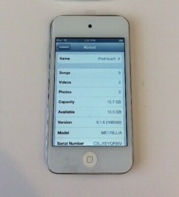 Apple iPod touch 4th Generation White (16 GB) Good Condition