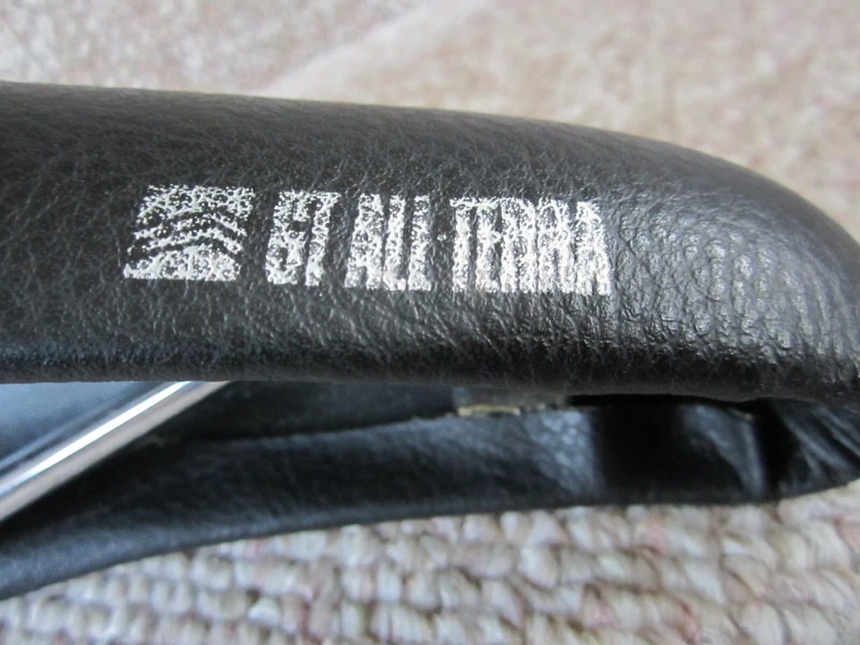 Bicicleta de montaña GT All Terra Seat Saddle MTB Viscount 2236 Avalanche ¡BONITA! Foto 2 de 4