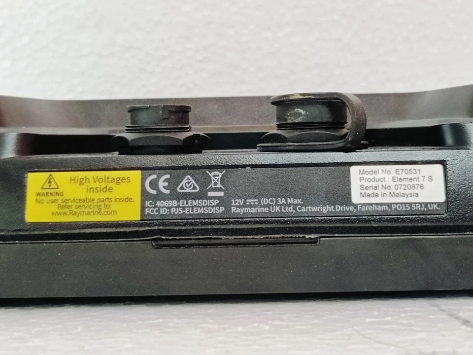 Raymarine E70531 Element 7S Transducer - Image 3 of 4