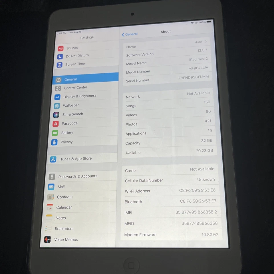 Apple iPad mini 2nd generation cellular/ Wi-Fi 7.9 Silver A1490 *Read* - Image 2 of 3