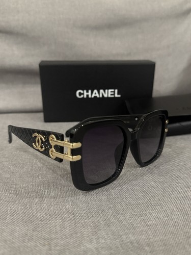 Chanel Oversized Regular Fit Purple Sunglasses - With Box And Case