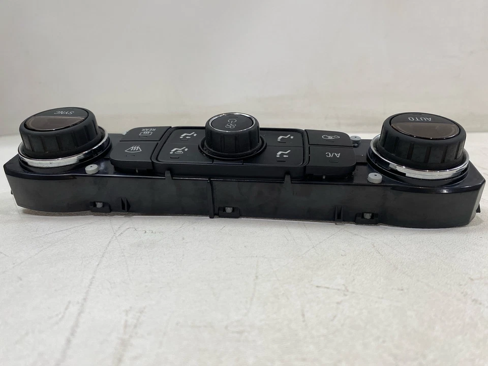 Se adapta a GMC ACADIA 2017-2023 control de temperatura del calentador de aire acondicionado delantero 84246526 OEM Foto 3 de 4