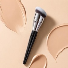 Professioneller Synthetikfaser Flachkopf Foundation Pinsel f&uuml;r glattes Make-up