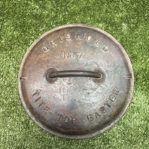 ANTIQUE GRISWOLD A2604 LARGE SLANT LOGO #7 TITE TOP BASTER LID