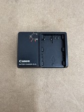 CANON DS8101 BATTERY CHARGER - NO BATTERIES INCLUDED
