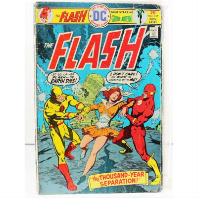 83 DC Comic Book Lot VTG Aquaman Flash Arrow Lantern Huntress