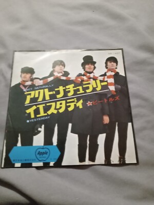THE BEATLES ACT NATURALLY JAPANESE ORIGINAL  APPLE  45 IN NICE PICTURE SLEEVE
