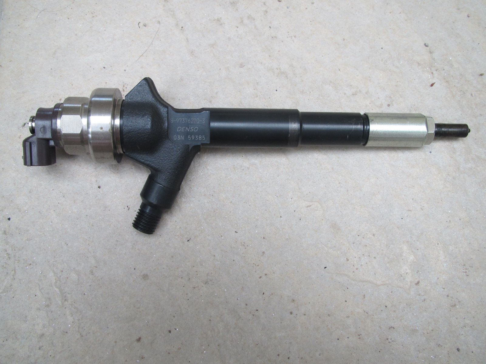 Injecteur Opel 1.7 CDTI à haute pression pour optimiser la combustion et réduire la fumée