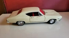 Used WELLY 1968 Chevy Chevelle SS 396 1/24 Diecast Car Cream See Photos .